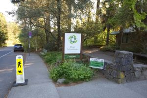 The front of the Visitor Center showing the Washington Park Free Shuttle stop.